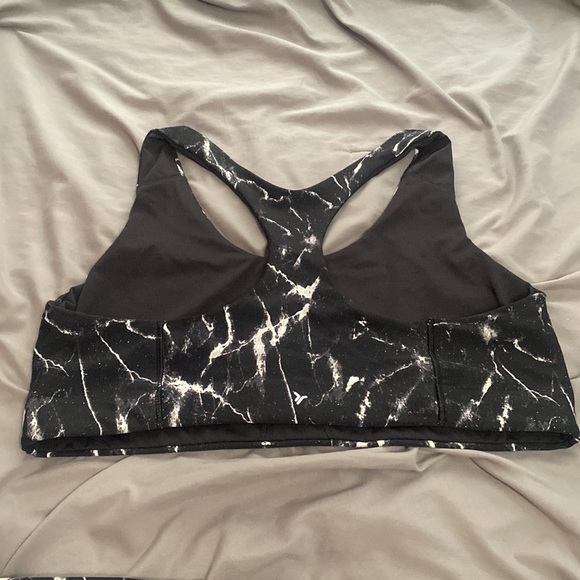 Matching set - Picture 3 of 3